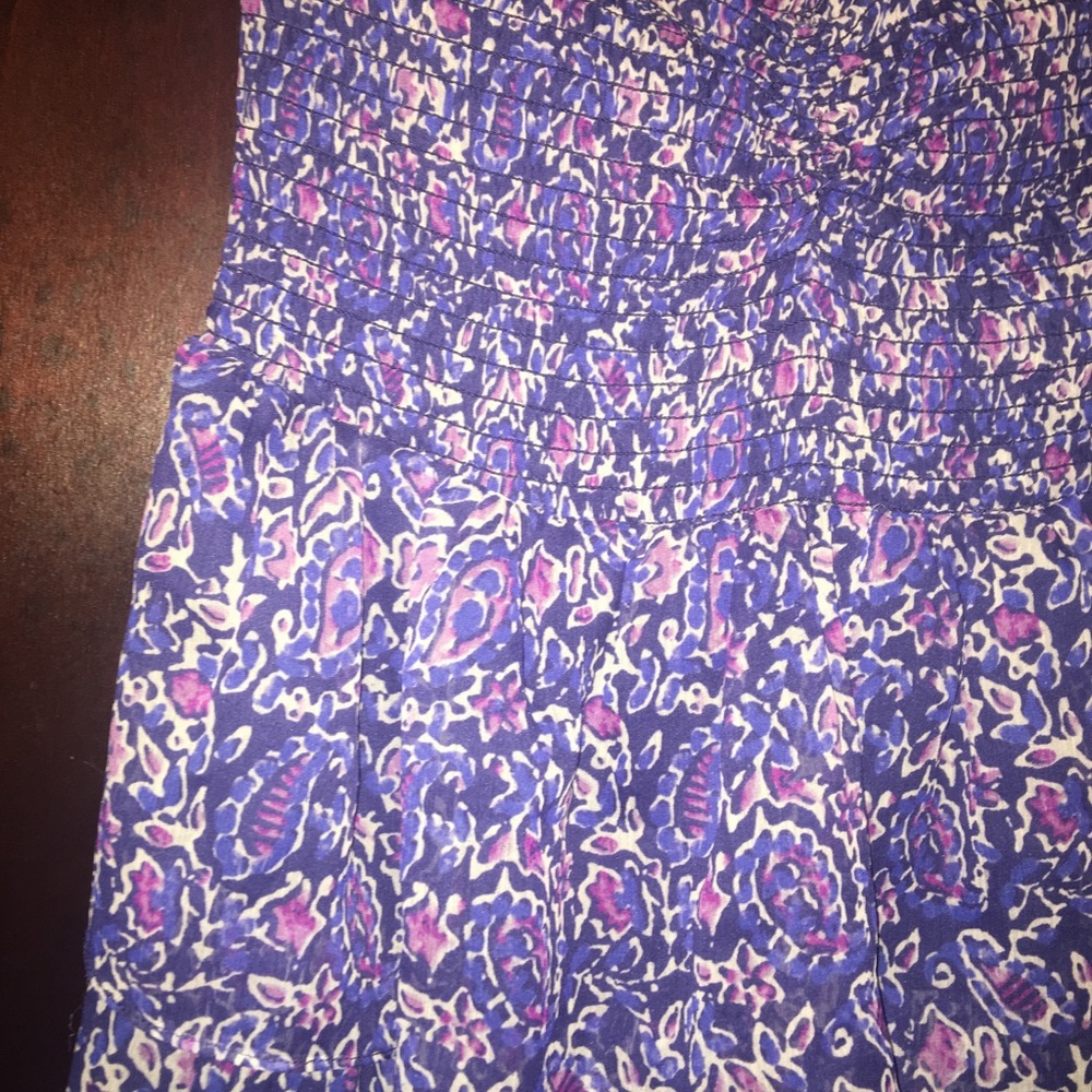 ✨BEAUTIFUL FLORAL PRINT RUFFLE STRAPLESS DRESS❤️✨ - Picture 3 of 5